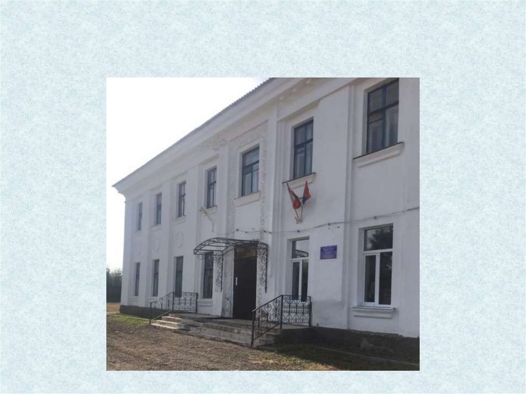 Если хочешь умным стать, Нужно много книг читать. Чтоб найти все книги века, Приходи в…